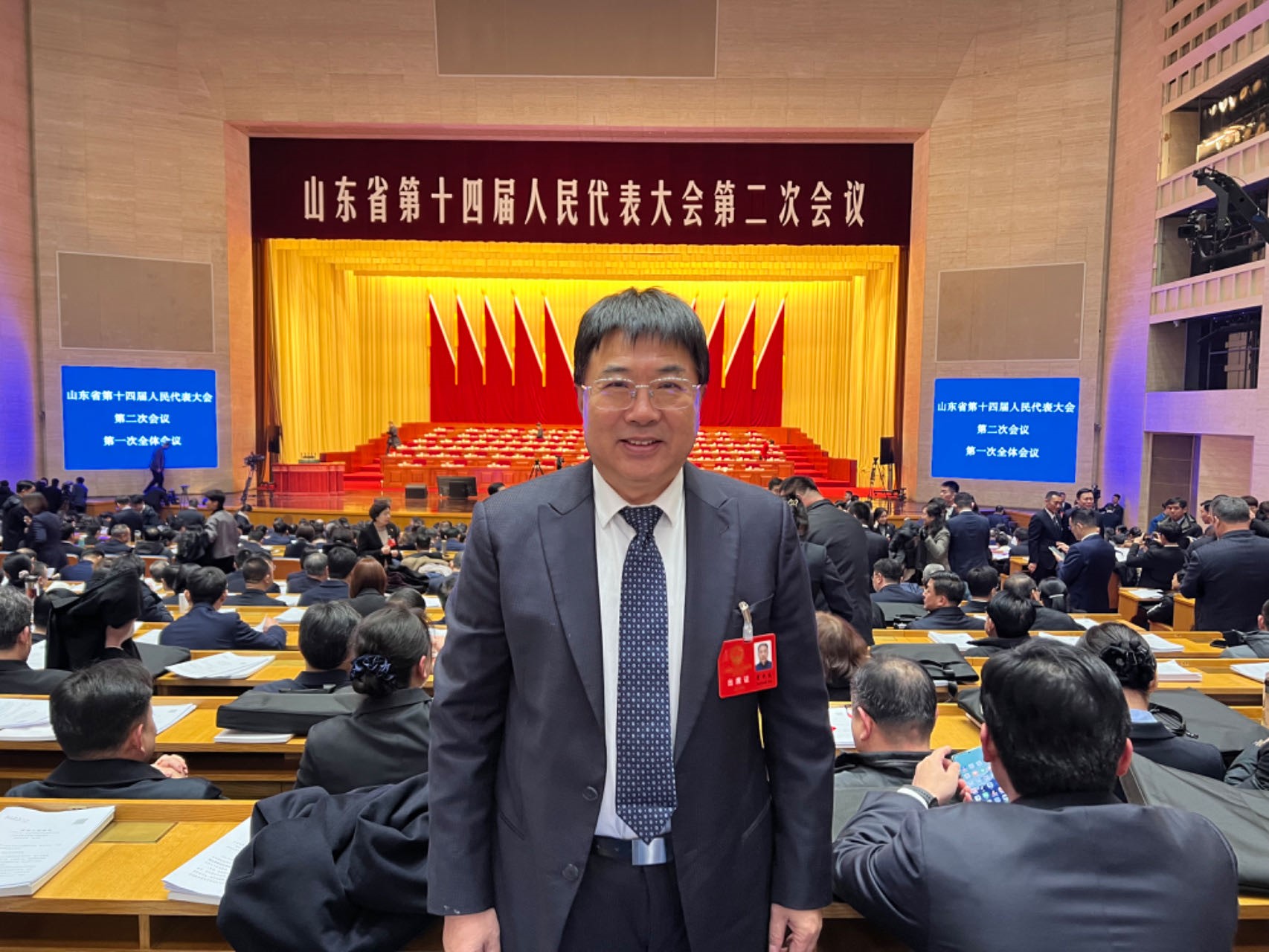 【新闻】服膺使命担任，当真履职尽责——优德88股份董事长曹积生出席省人代会